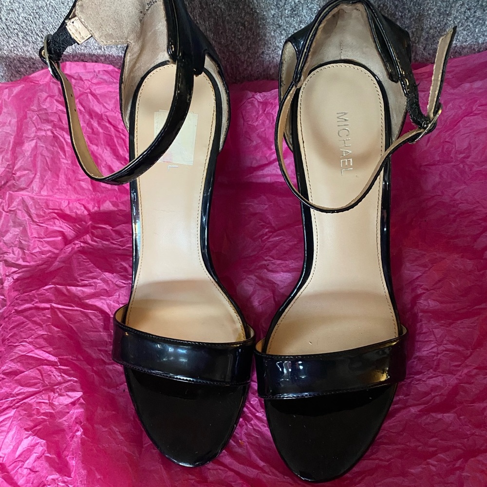 MICHAEL, black size 10, new great condition